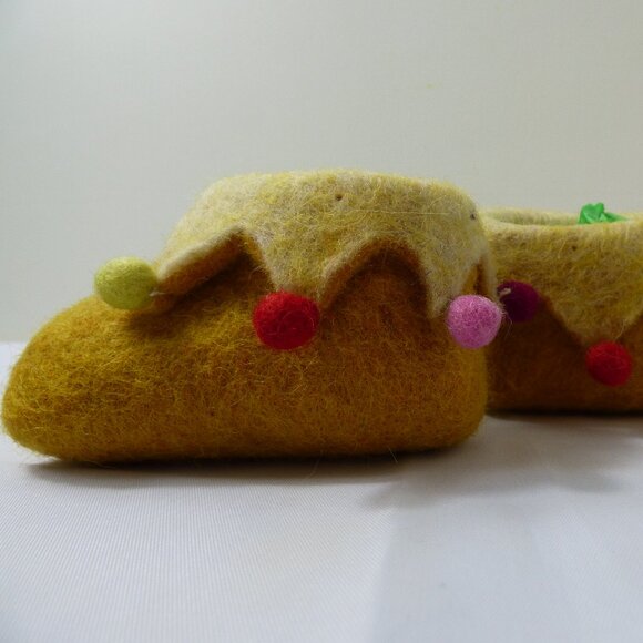 Felted Wool Baby Booties - Picture 1 of 3